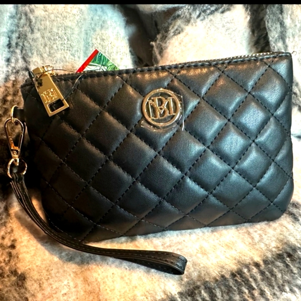 NWT BADGLEY MISCHKA Black Quilted Clutch